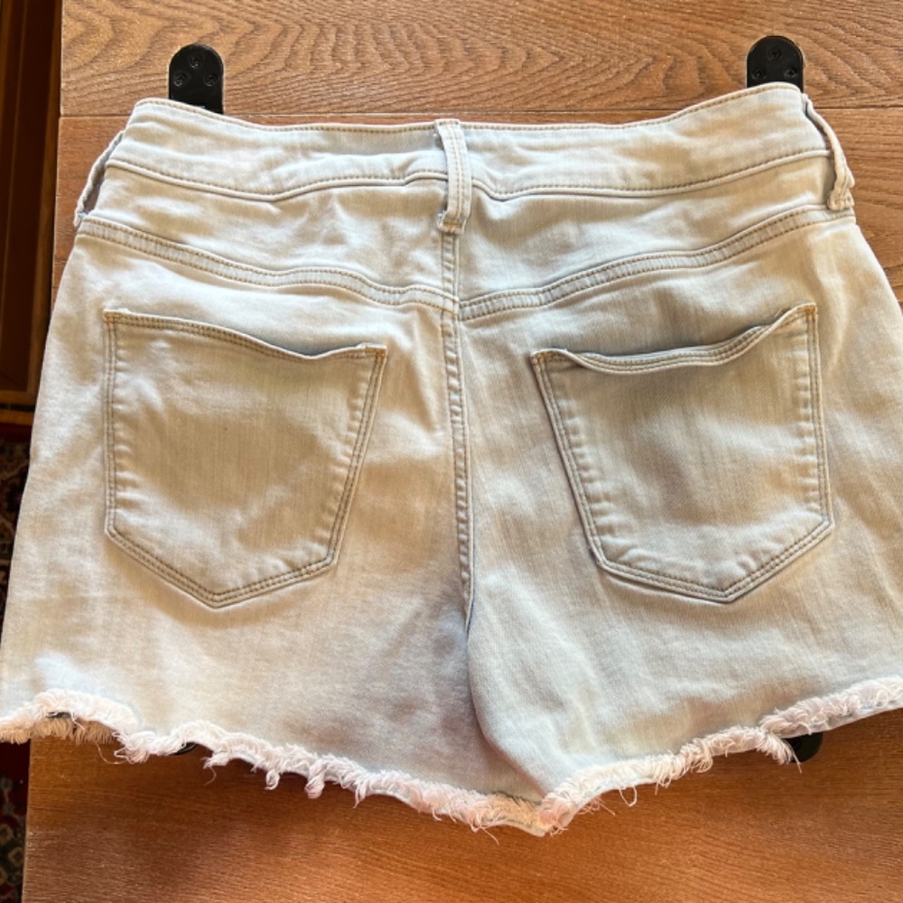 Universal Thread Jean Shorts - Picture 2 of 2